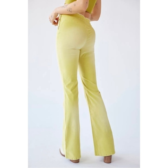 Urban Outfitters Velvet Ruched V-Front Flare Pants in Green - Chartreuse Sz. 28 - Picture 7 of 14